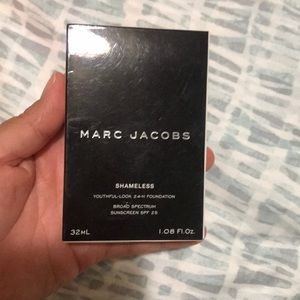 Marc Jacobs shameless foundation 💕